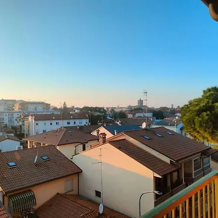 Attico A 2 Passi Dalla Stazione E Centro Storico Appartamento