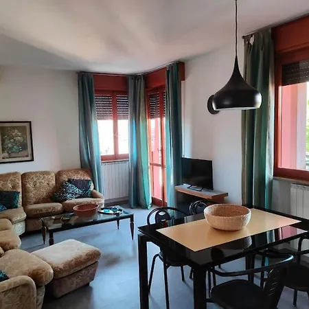 Attico Leonardo, A Due Passi Da Centro E Stazione * Ραβένα