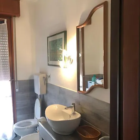 Διαμέρισμα Attico Leonardo, A Due Passi Da Centro E Stazione Ραβένα