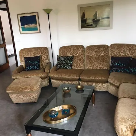 Attico Leonardo, A Due Passi Da Centro E Stazione رافيننا