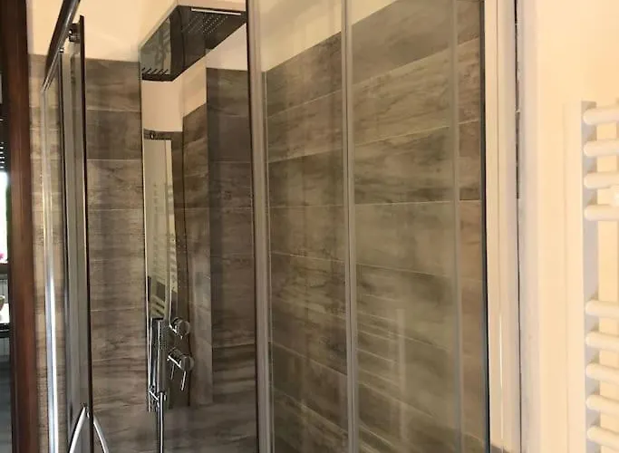 شقة Attico Leonardo, A Due Passi Da Centro E Stazione