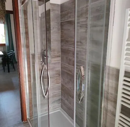 Attico Leonardo, A Due Passi Da Centro E Stazione